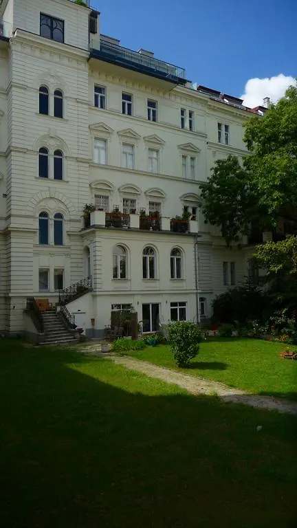 Streetview Wien - Premium Apartment Beim Belvedere 0*, فيينا