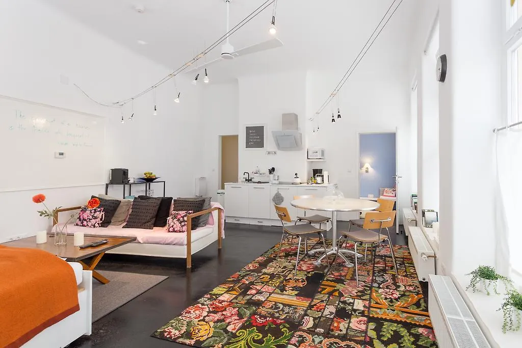 Streetview Wien - Premium Apartment Beim Belvedere 0*, فيينا النمسا
